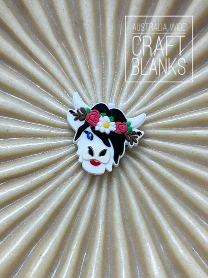 Cow w/Flowers - Silicone Bead - #137/138