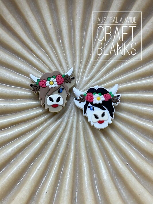 Cow w/Flowers - Silicone Bead - #137/138