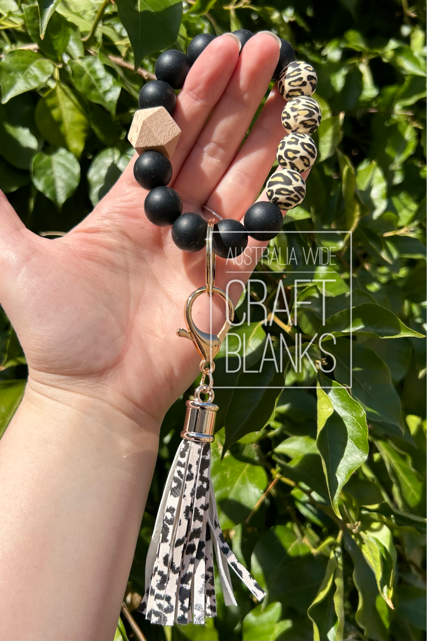 Keyring - Silicone bead wristlet w/ faux leather tassel NO DISC
