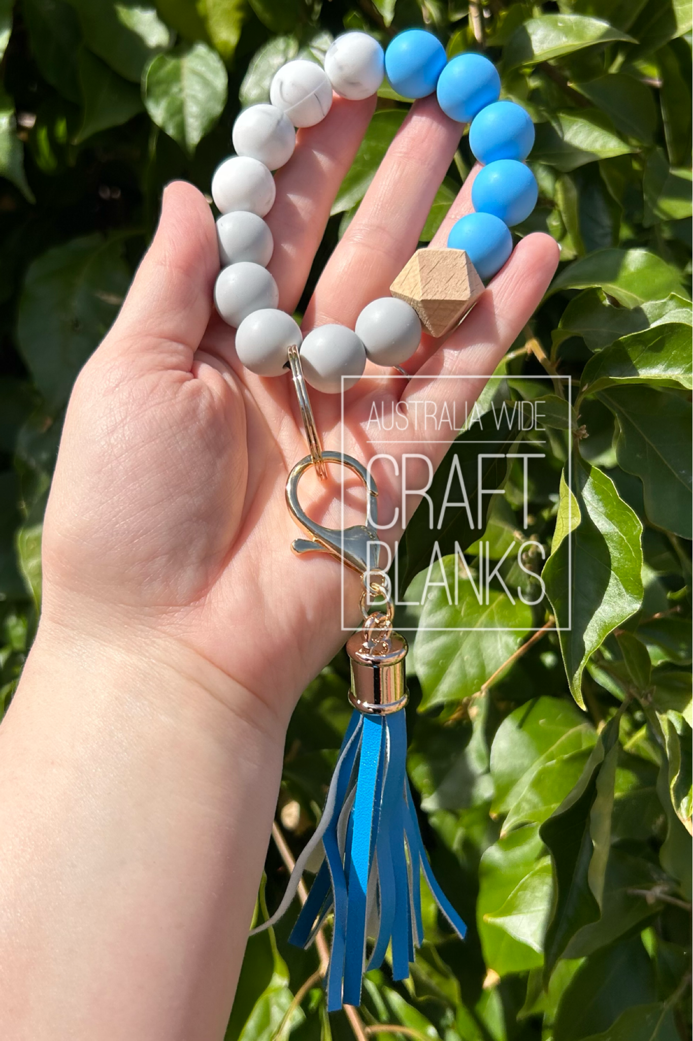 Keyring - Silicone bead wristlet w/ faux leather tassel NO DISC