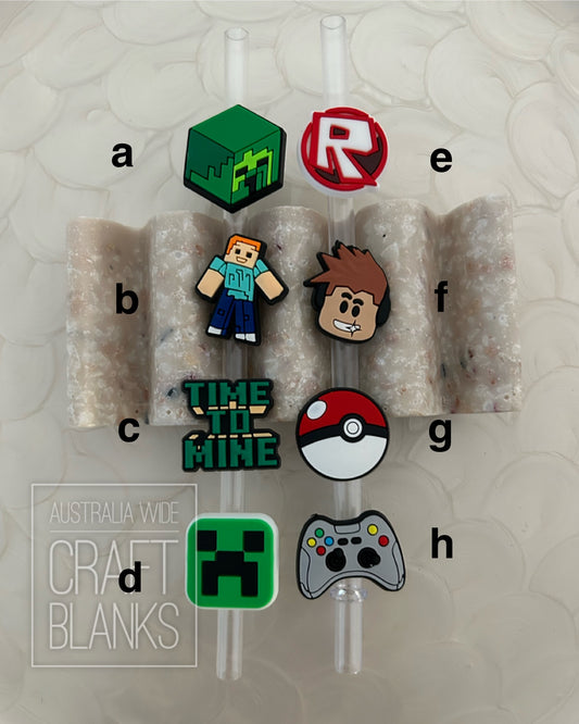 Straw Charms #26