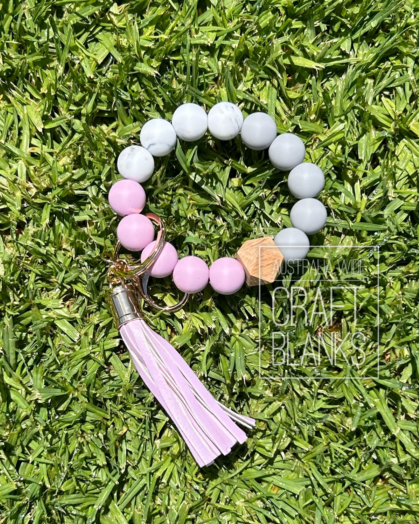 Keyring - Silicone bead wristlet w/ faux leather tassel NO DISC