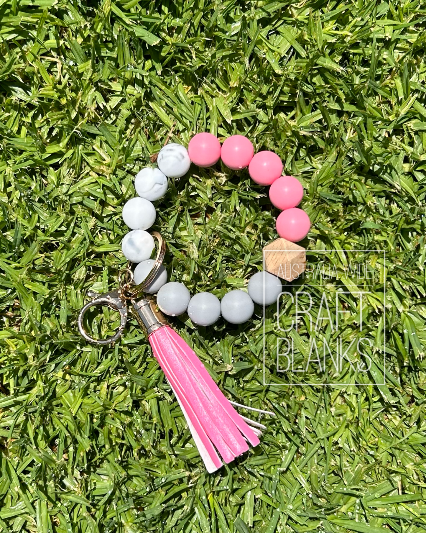 Keyring - Silicone bead wristlet w/ faux leather tassel NO DISC