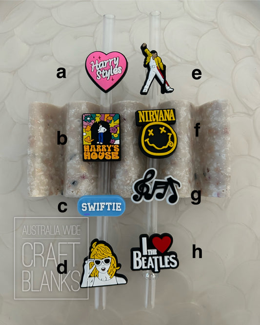 Straw Charms #27