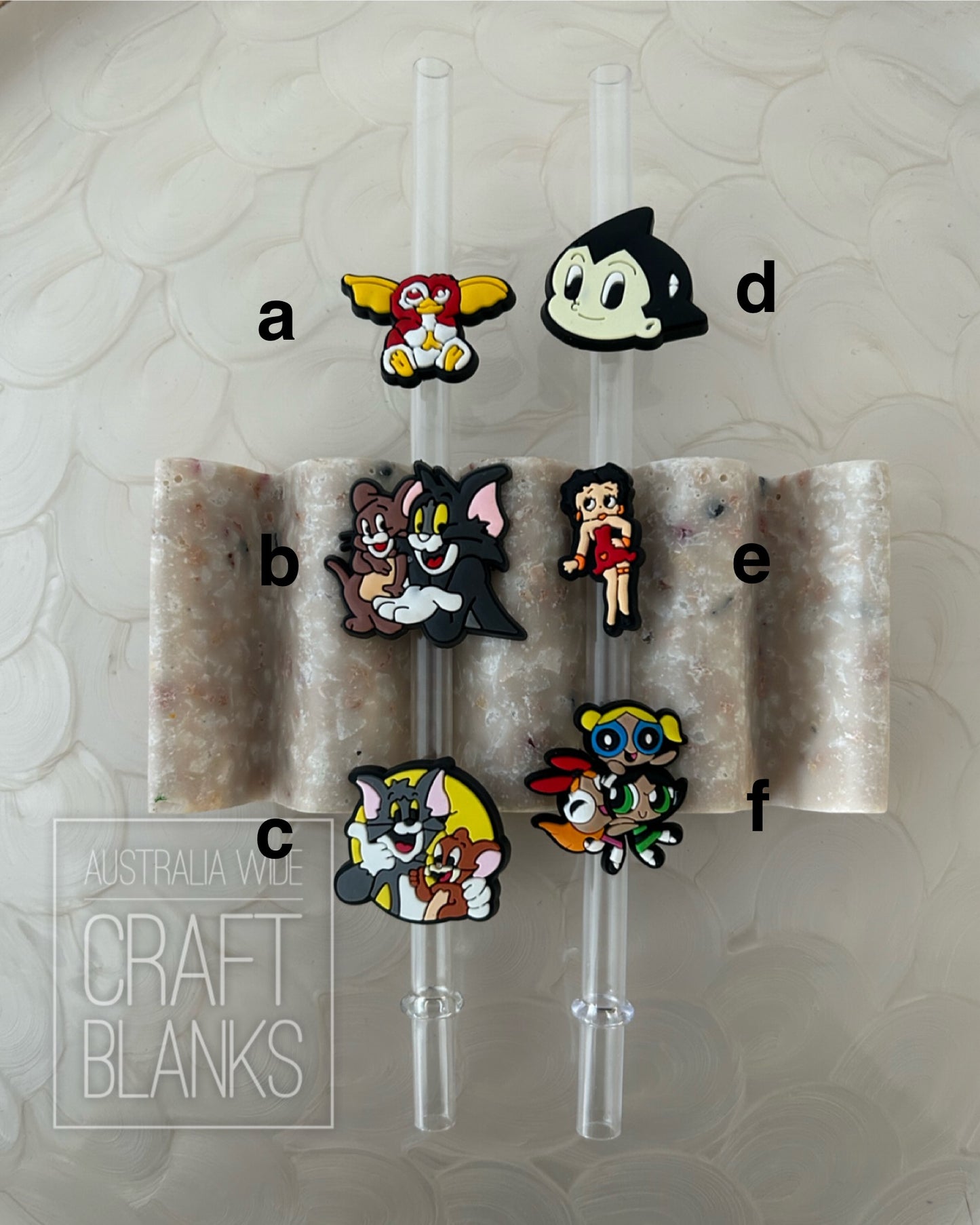 Straw Charms #32